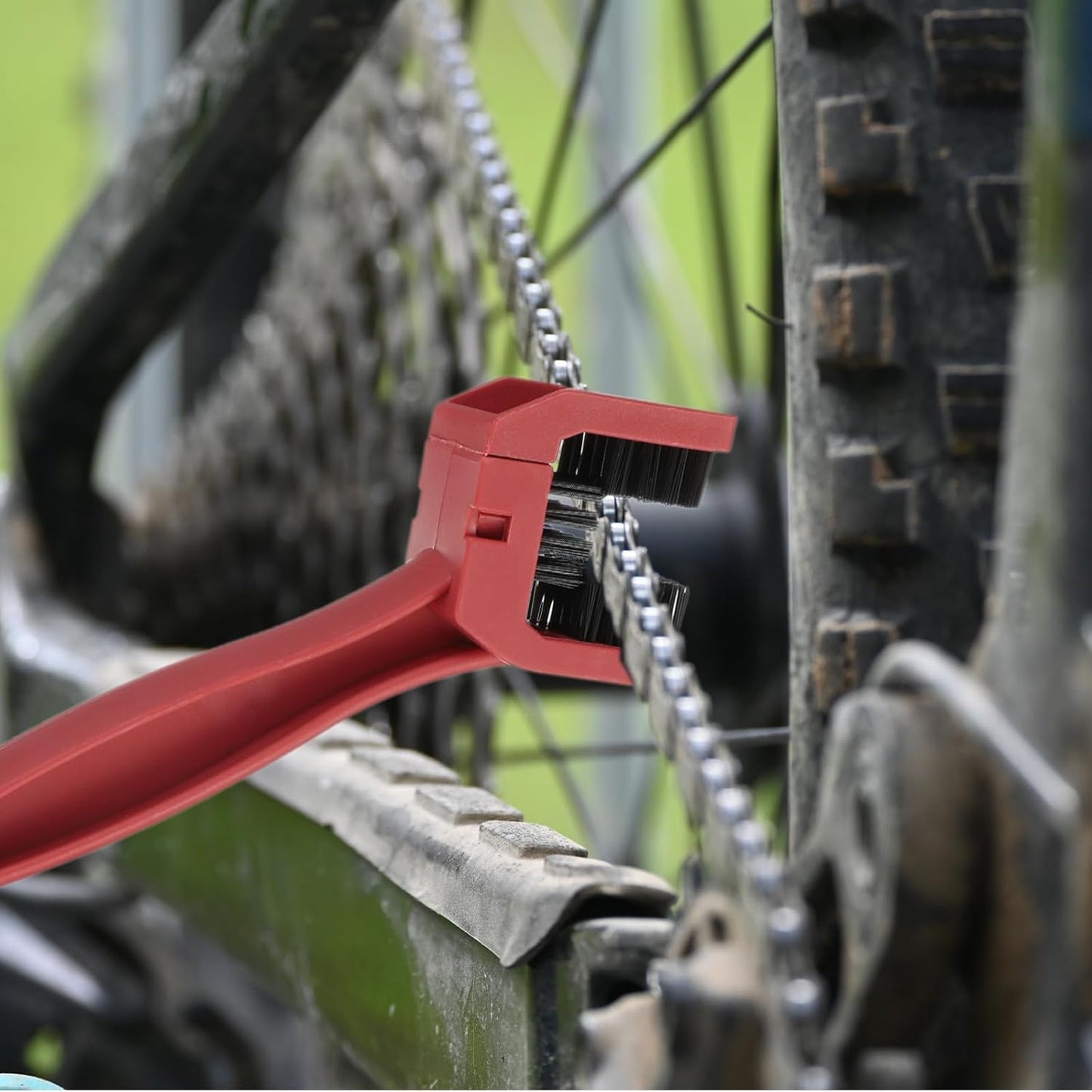 HARFINGTON Bicycle Chain Cleaning Tool Brush Motorcycle Chain Brush Crankset Brush Bike Clean Brush Kit for Gears Maintenance Cleaning Tools, Black