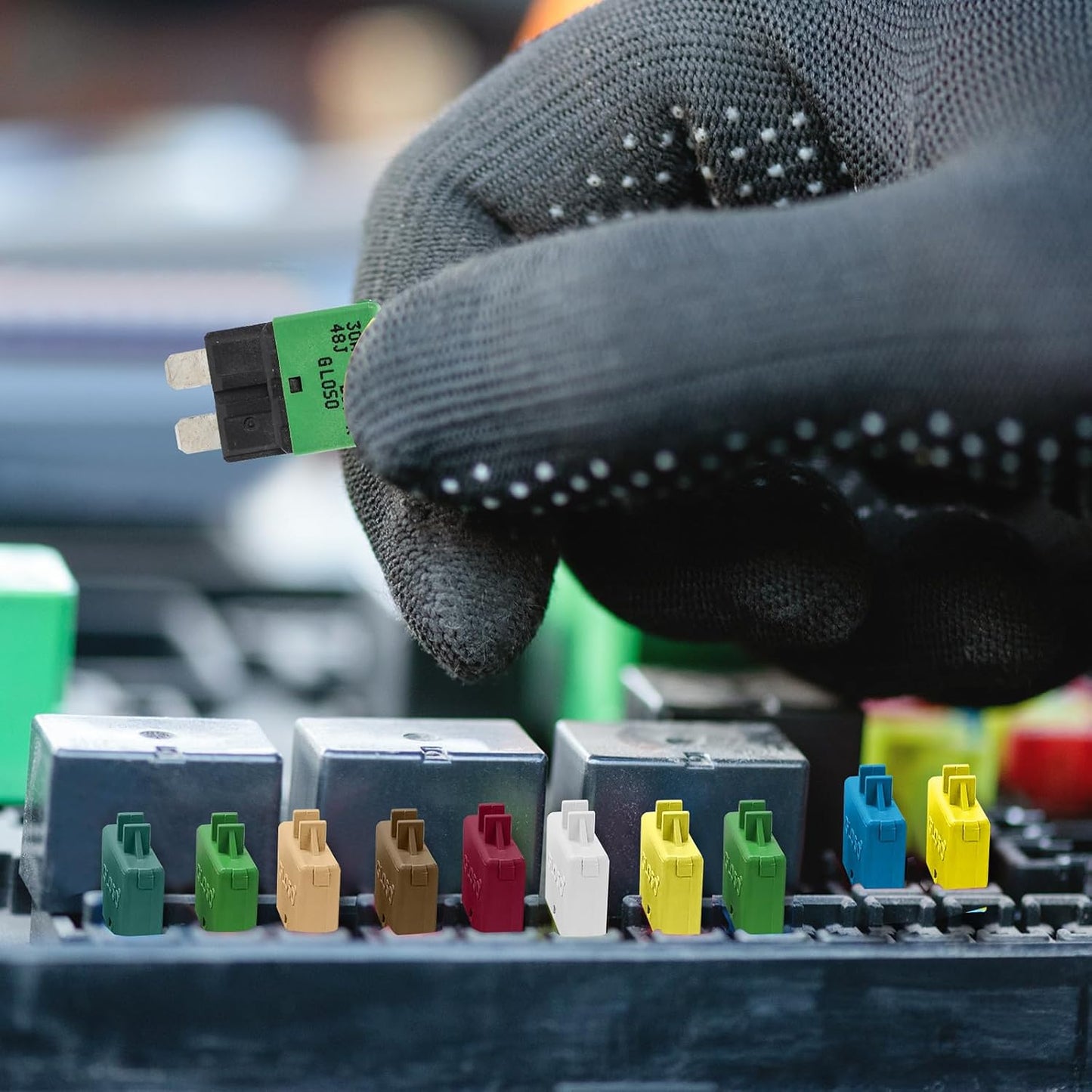 GLOSO Circuit Breaker Blade Fuse E39 (T3) Manual Reset Fuse for Car Truck RV Automotive Marine Boat Trolling motor & Custom Wiring Audio battery protection/Low Profile ATC/ATO (20A - 1 Pack)