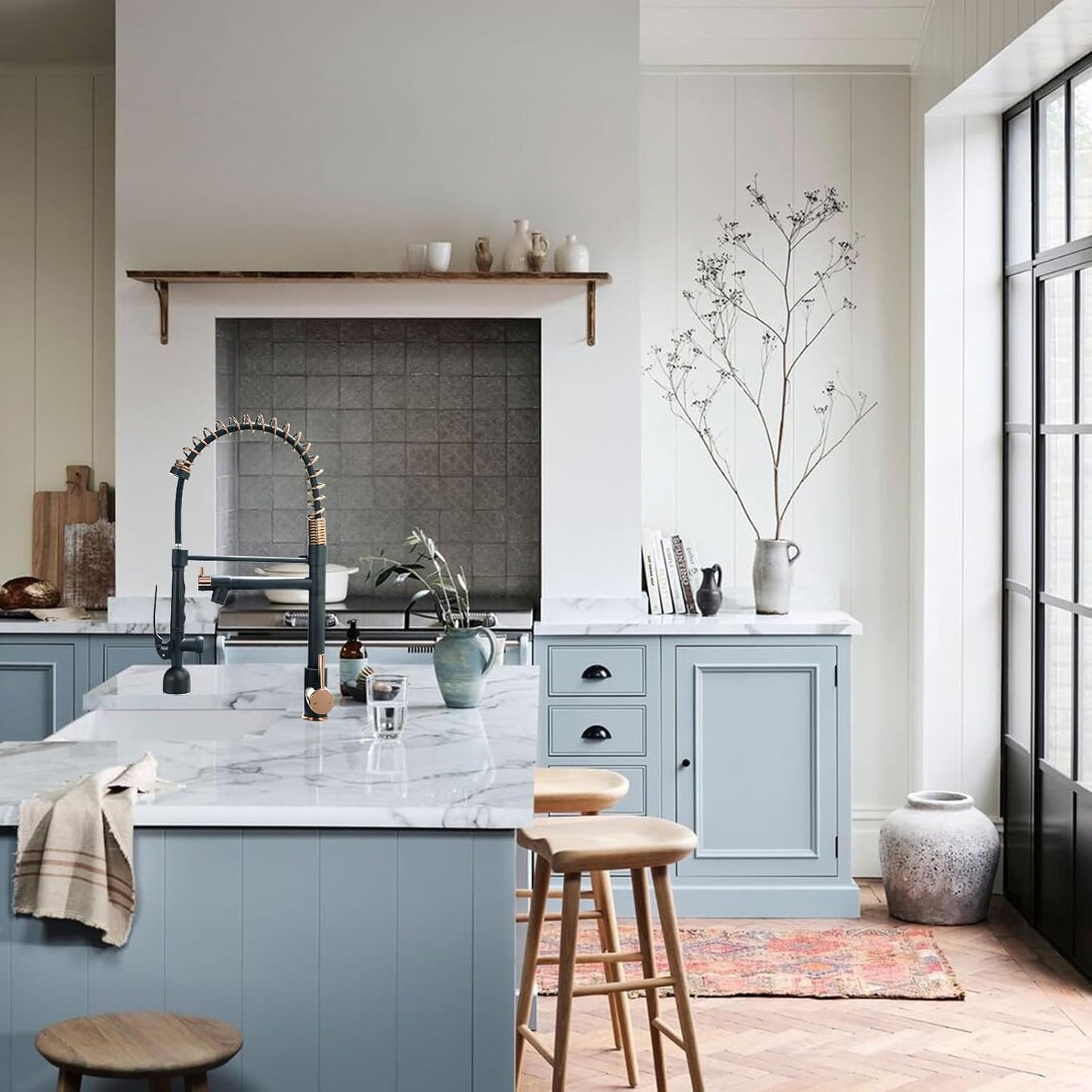 Fapully Commercial Single Handle Pull Down Sprayer Black&Rose Gold Kitchen Faucet,Kitchen Sink Faucet with LED Light