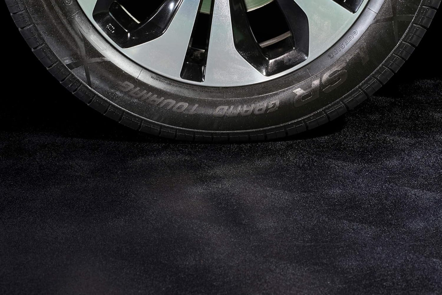 G-Floor Seamless Sheet Vinyl Shed Flooring Cover with Bonded Fibrous Backing - Levant Pattern (8' x 20', Midnight Black)